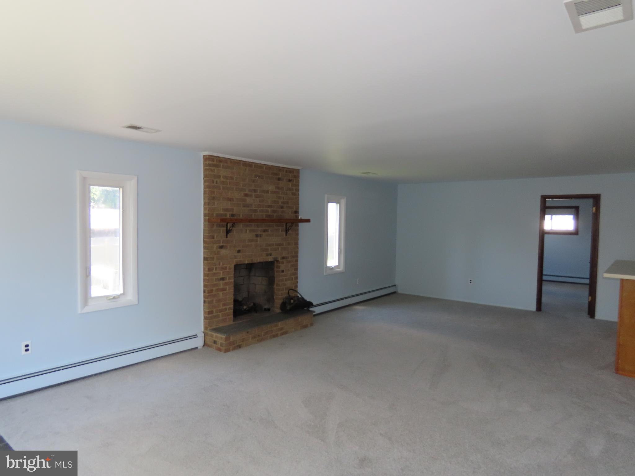 39 Plumtree Road Levittown, PA 19056 - Photo 6 of 16 Gallery Image 6
