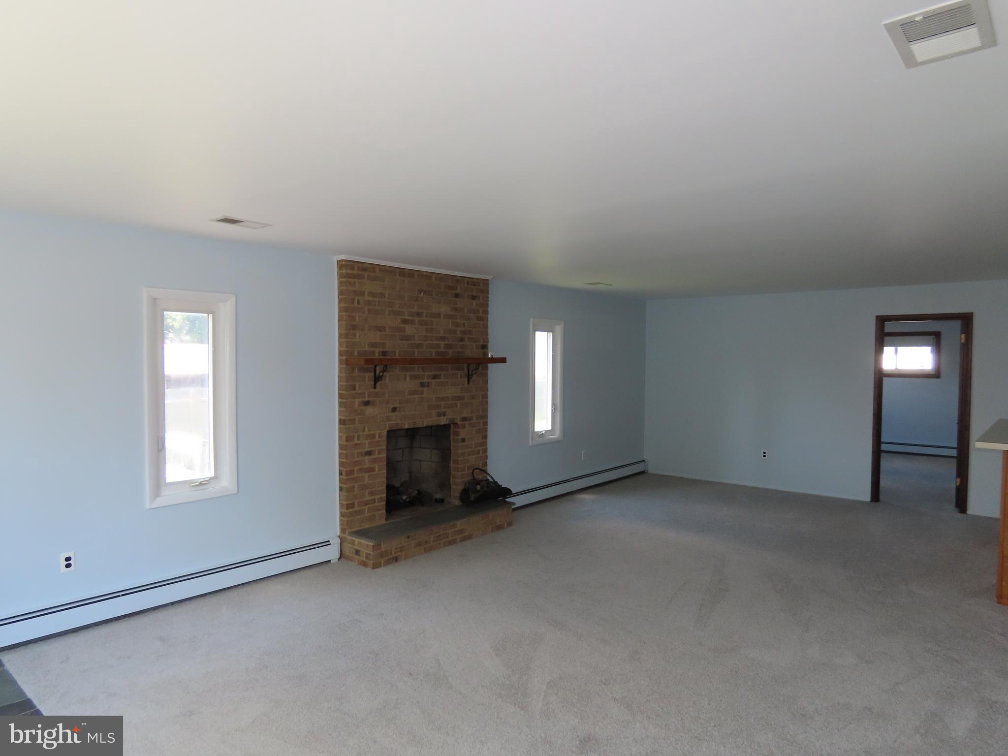 39 Plumtree Road Levittown, PA 19056 - Photo 8 of 16 Gallery Image 8