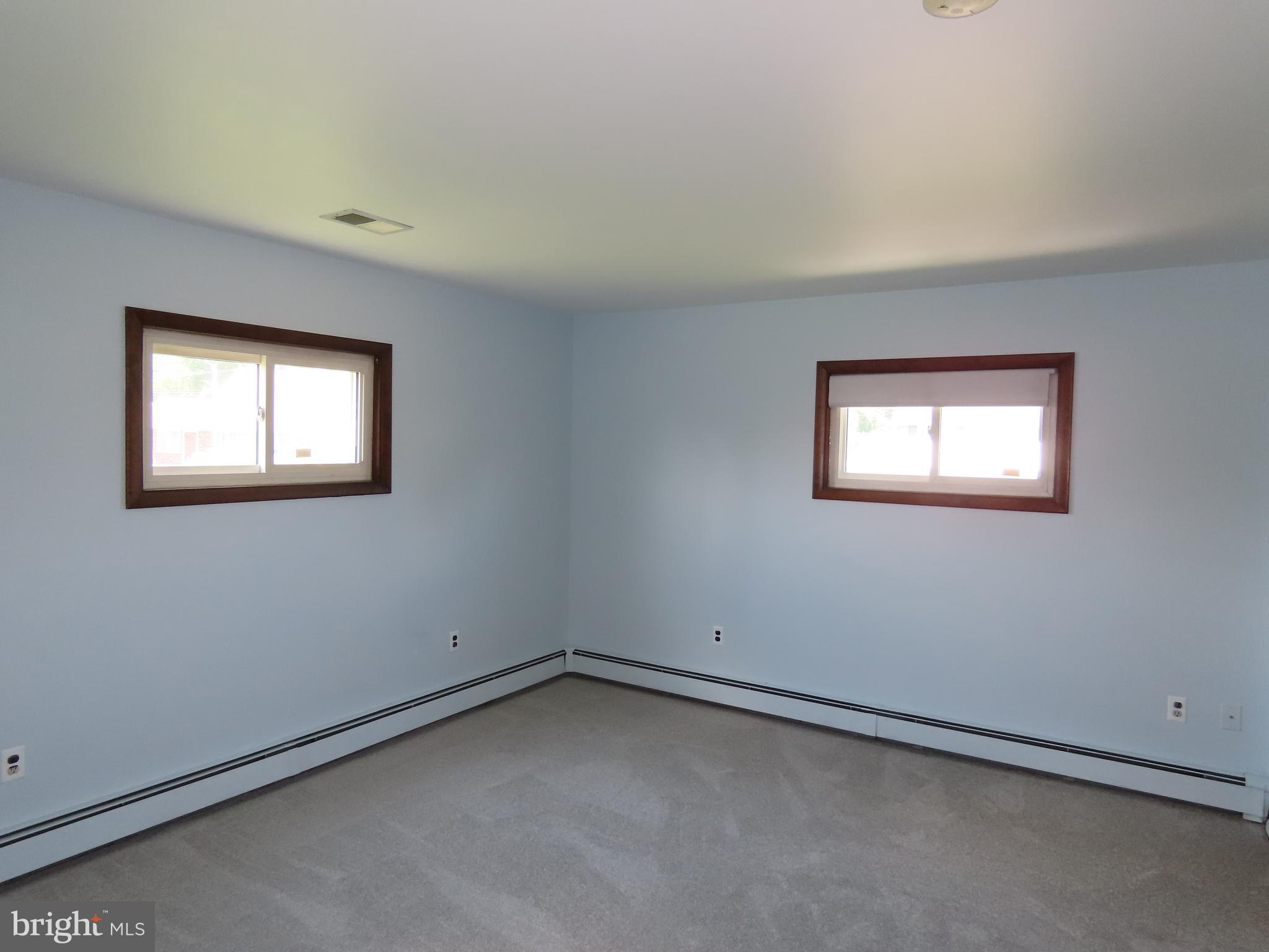 39 Plumtree Road Levittown, PA 19056 - Photo 9 of 16 Primary Bedroom
