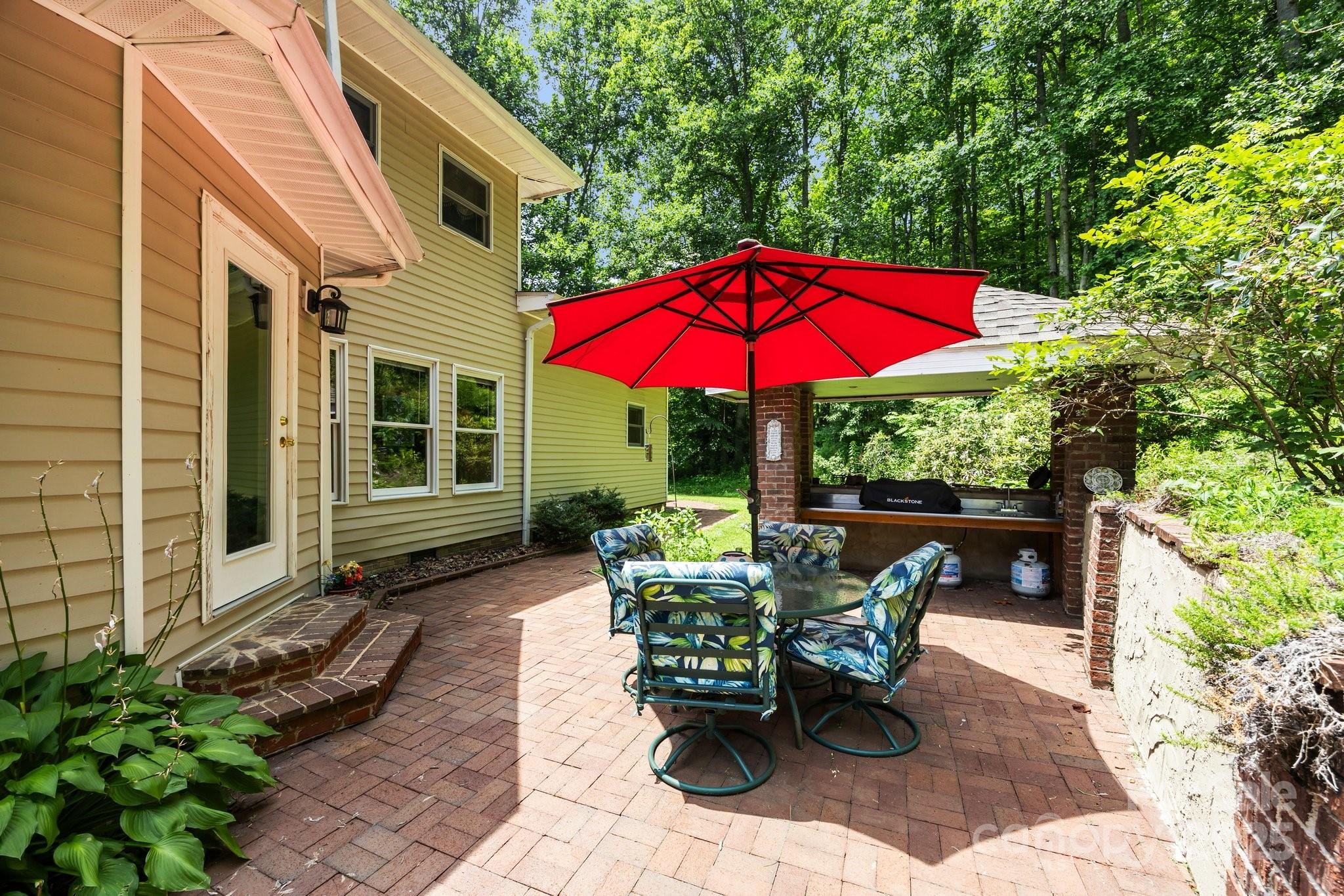 235 Kinder Lane Canton, NC 28716 - Photo 32 of 48