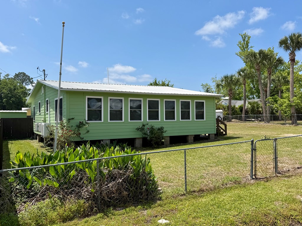 550 Pompano Street Port St. Joe, FL 32456 - Photo 3 of 64
