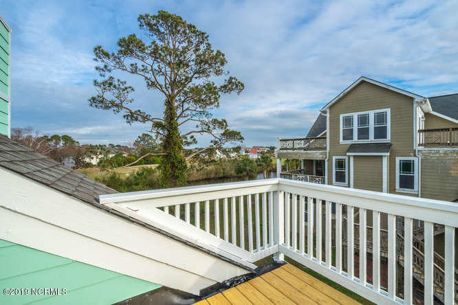 8435 River Road Wilmington, NC 28412 - Photo 29 of 33 8435 River Rd-small-029-33-Balcony-666x4