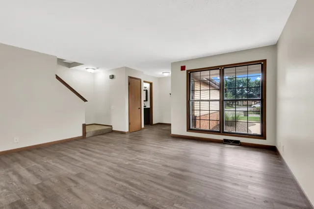 $279,900 | 8127 South Legend Drive, Unit D, Franklin, WI 53132