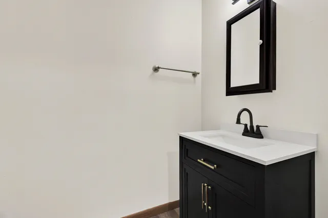 $279,900 | 8127 South Legend Drive, Unit D, Franklin, WI 53132