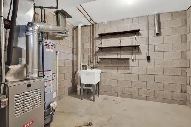 $279,900 | 8127 South Legend Drive, Unit D, Franklin, WI 53132