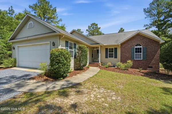 $389,000 | 11 Fur Court West, Pinehurst, NC 28374