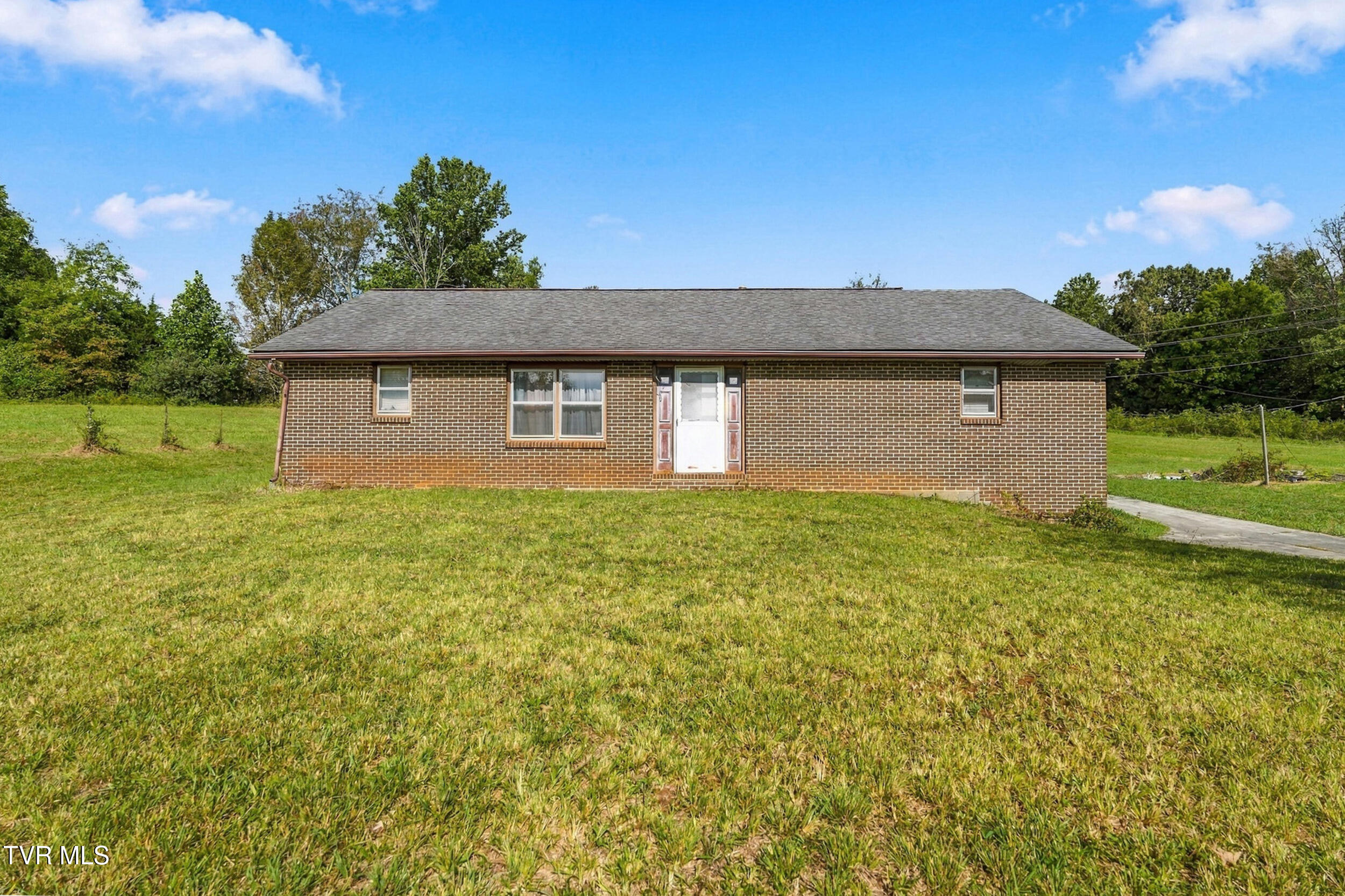 800 Antioch Road Johnson City, TN 37604 - Photo 1 of 30 1_800 antioch rde-14