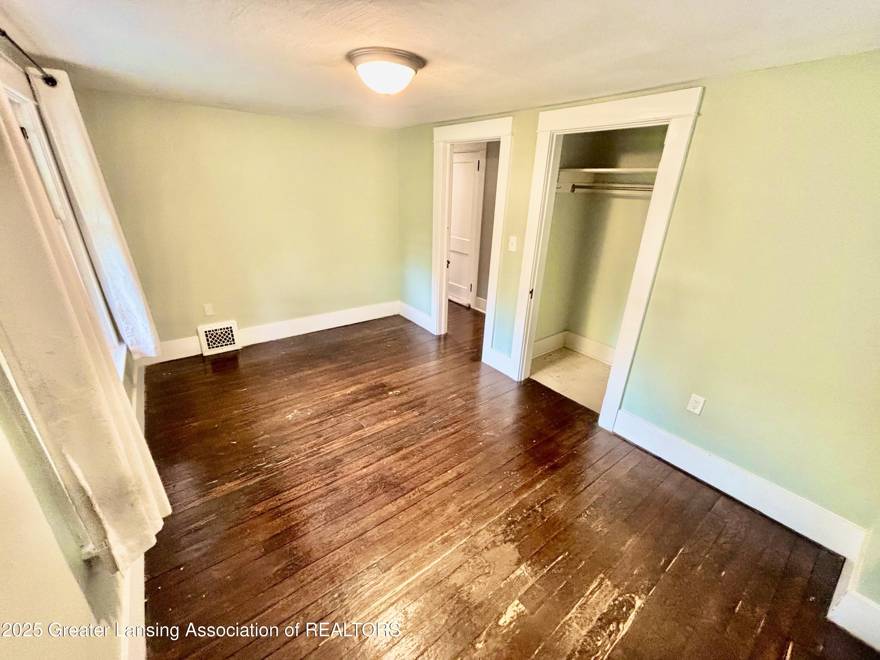 1519 Osborn Road Lansing, MI 48915 - Photo 49 of 72 IMG_4998 2