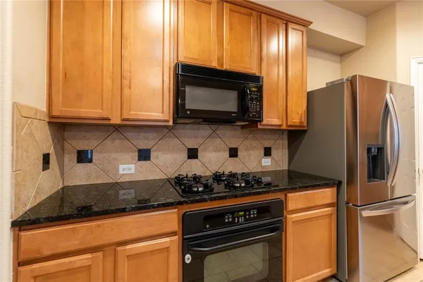 $2,795 | 7220 Petersburg Drive, Plano, TX 75074