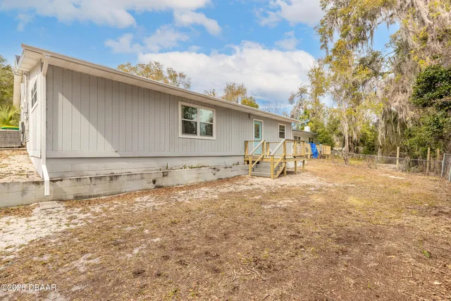 $1,200 | 109 South Colorado Avenue, Unit B, DeLand, FL 32724