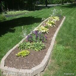 28053 Inkster Road Farmington Hills, MI 48334 - Photo 45 of 46