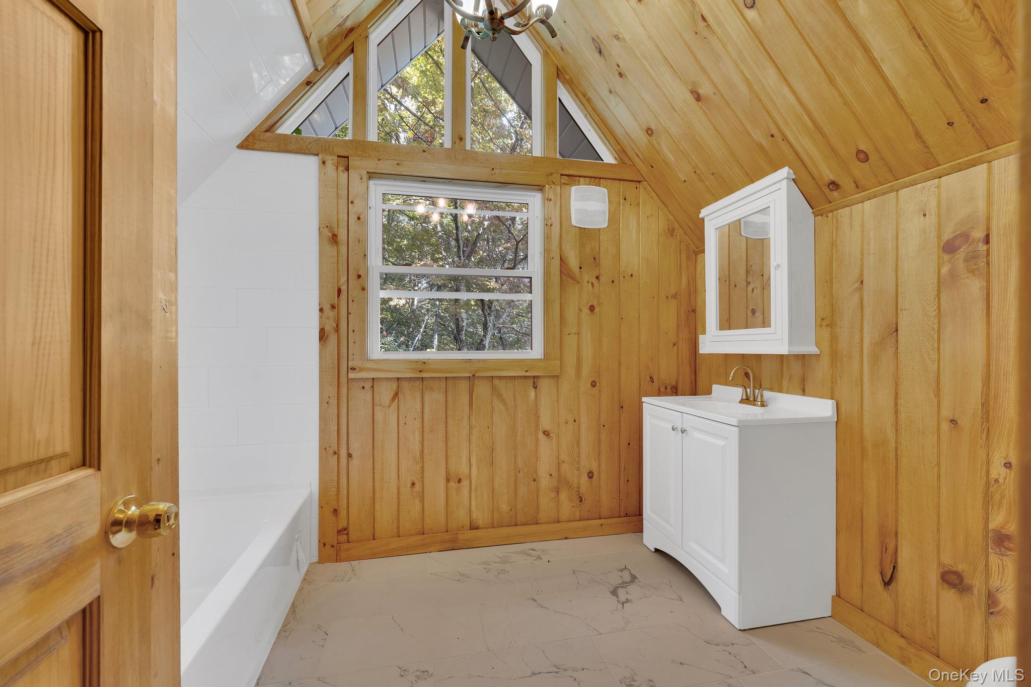 53 West Corbett Road Montgomery, NY 12549 - Photo 16 of 41 Primary full bathroom Level 4