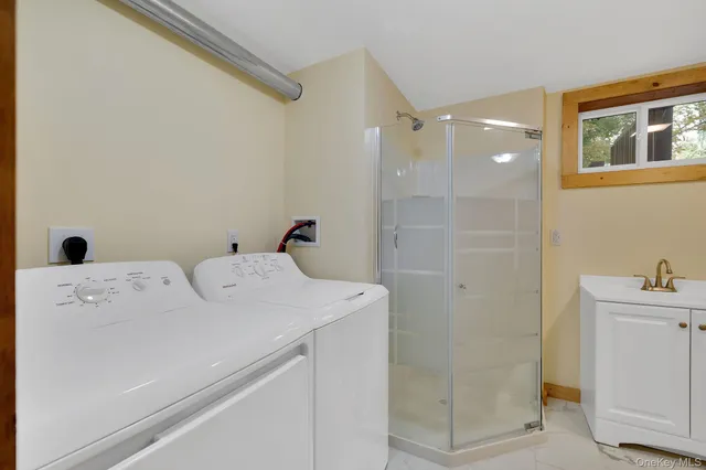 $550,000 | 53 West Corbett Road, Montgomery, NY 12549