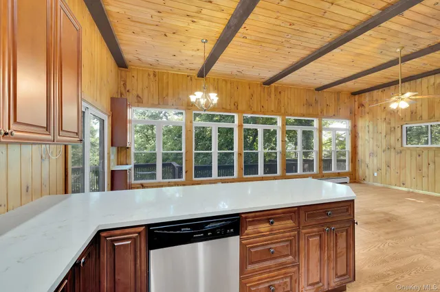 $550,000 | 53 West Corbett Road, Montgomery, NY 12549