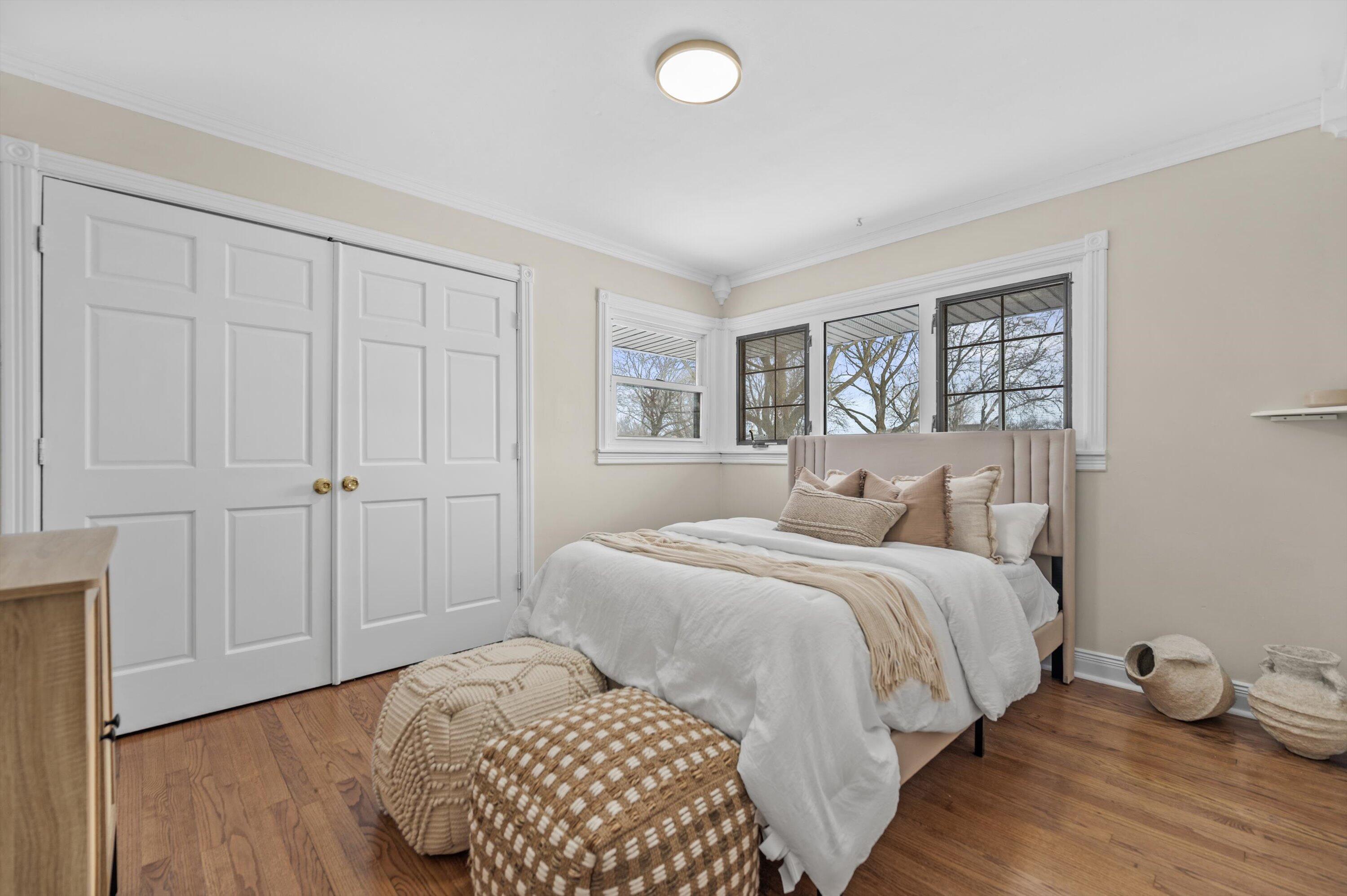 3323 South 91st Street Milwaukee, WI 53227 - Photo 11 of 19 13-DSC9402