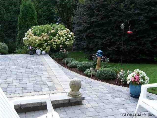 16 Maxwell Road Latham, NY 12110 - Photo 28 of 30 Photo 28