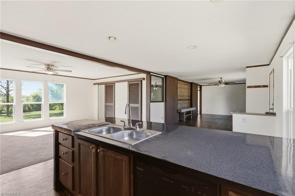 1621 Crawford Road Graham, NC 27253 - Photo 12 of 48