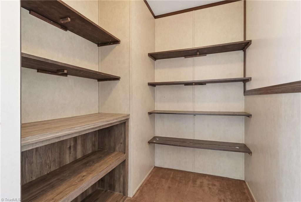 1621 Crawford Road Graham, NC 27253 - Photo 20 of 48