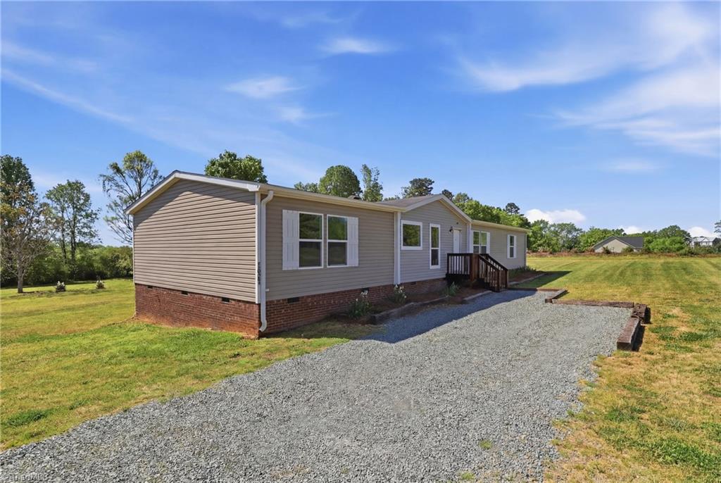 1621 Crawford Road Graham, NC 27253 - Photo 40 of 48