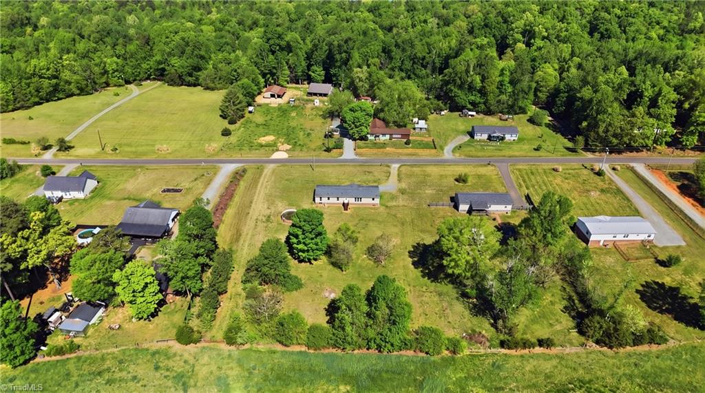 1621 Crawford Road Graham, NC 27253 - Photo 45 of 48