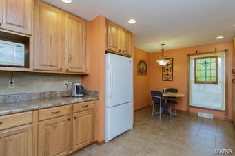 4759 Ambs Road St. Louis, MO 63128 - Photo 7 of 17 Gallery Image 7