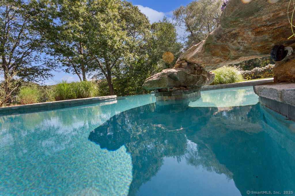 76 Sachem Head Road Guilford, CT 06437 - Photo 3 of 40