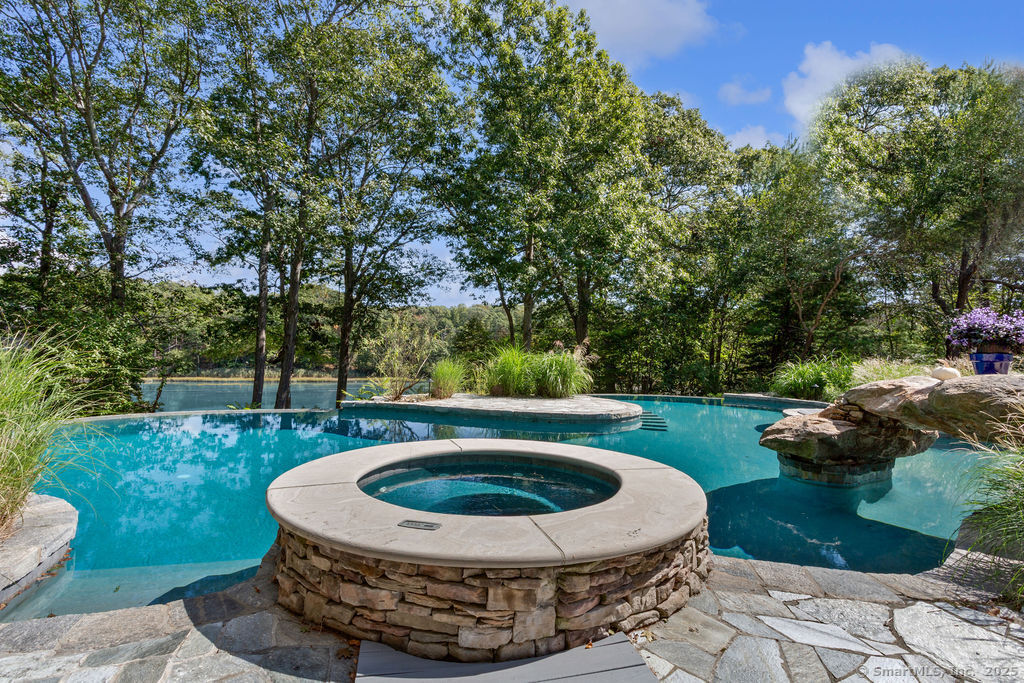 76 Sachem Head Road Guilford, CT 06437 - Photo 9 of 40