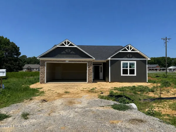$379,900 | 14 Kizzy Drive, Selma, NC 27576