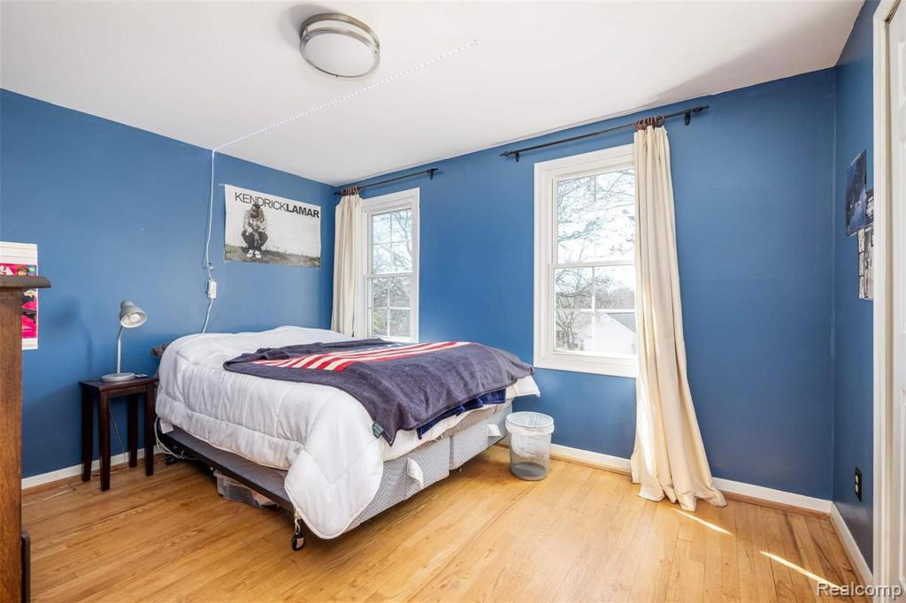695 Lake Forest Road Rochester Hills, MI 48309 - Photo 34 of 47