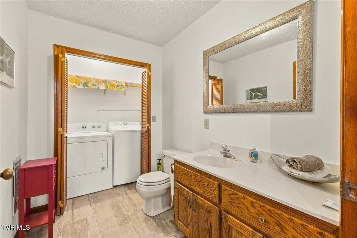 1012 South Gate Drive Elizabethton, TN 37643 - Photo 30 of 58 32-128A0794