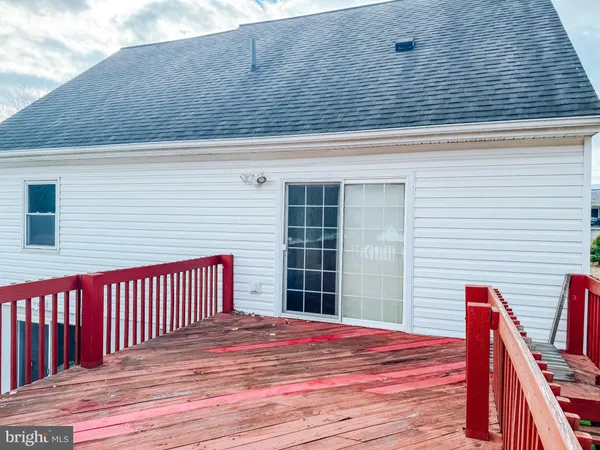 $220,000 | 14211 Sparrow Lane Southwest, Cumberland, MD 21502