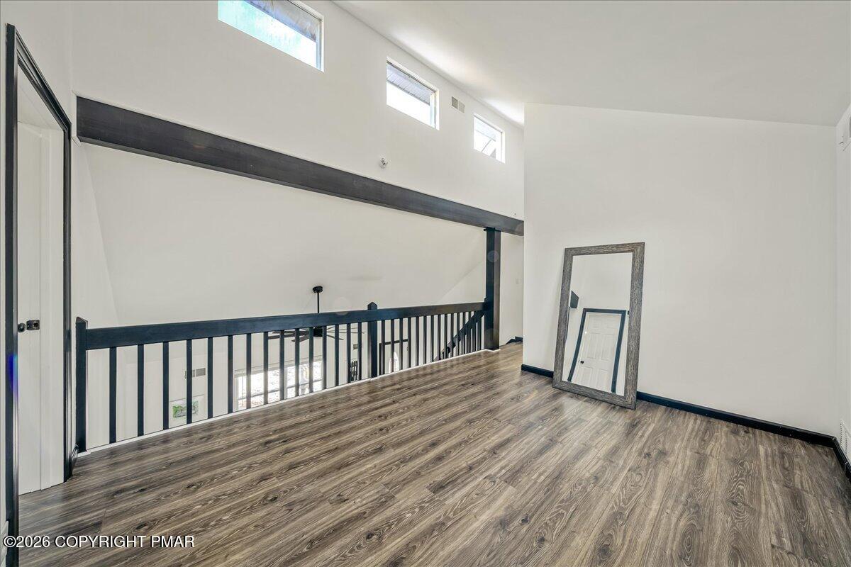 3260 Bluebird Drive Bushkill, PA 18324 - Photo 16 of 29 Loft