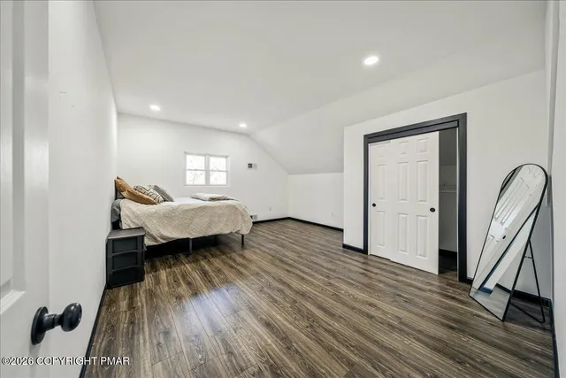 $349,000 | 3260 Bluebird Drive, Bushkill, PA 18324