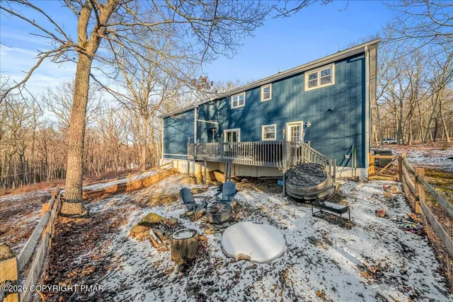 $349,000 | 3260 Bluebird Drive, Bushkill, PA 18324