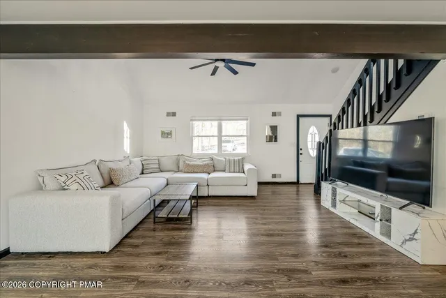 $349,000 | 3260 Bluebird Drive, Bushkill, PA 18324