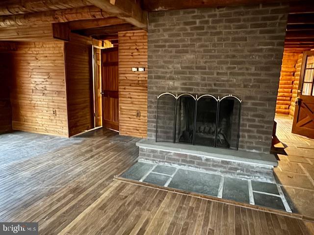 1644 Old Elk Neck Road Elkton, MD 21921 - Photo 4 of 29 a front view of a house with garden