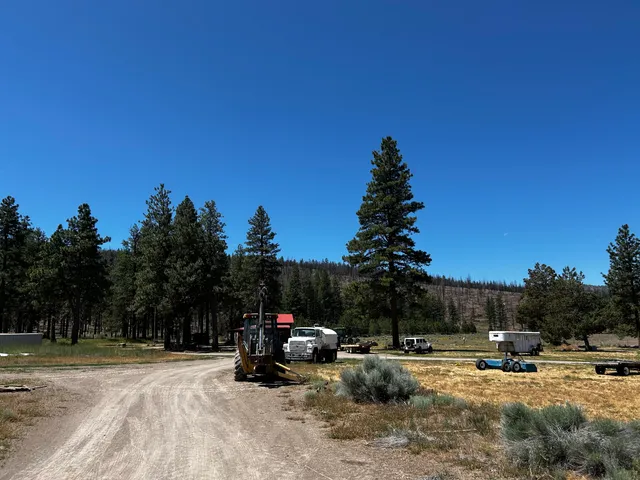 a view of an outdoor space