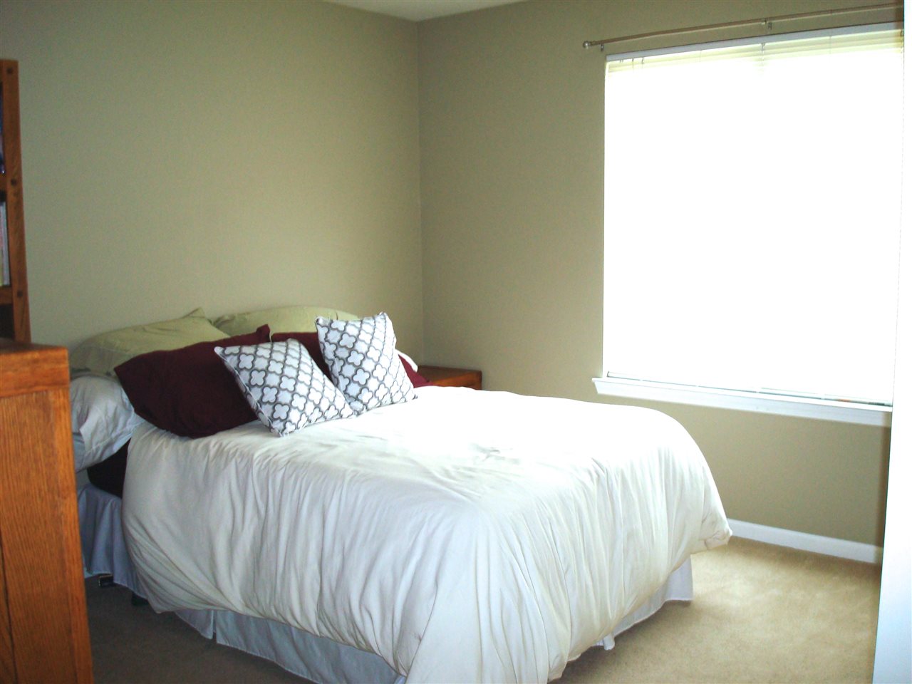23280 Rochelle Street Macomb, MI 48042 - Photo 15 of 52 31290819-16.JPG