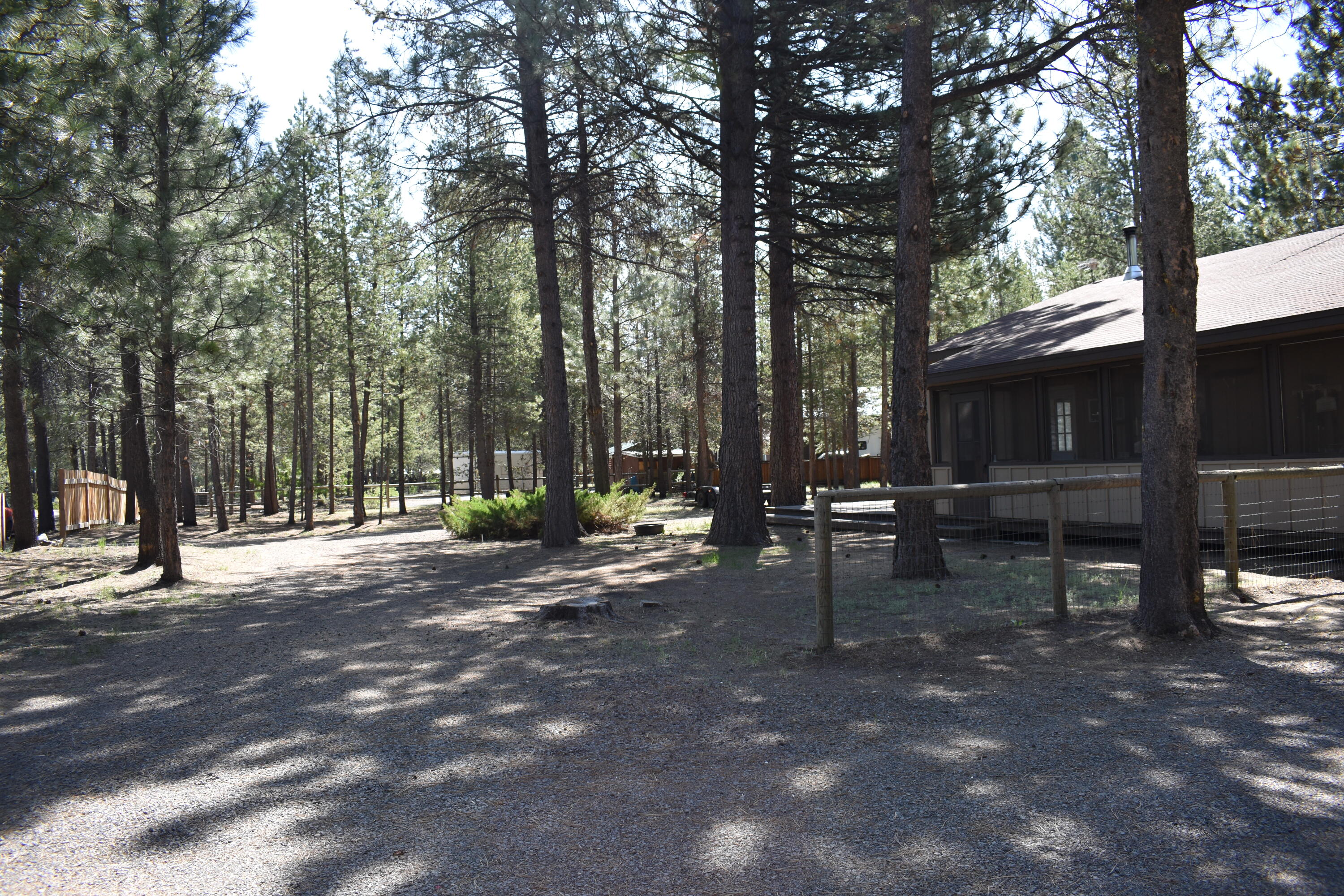 15859 Juniper Road La Pine, OR 97739 - Photo 5 of 46 DSC_0050