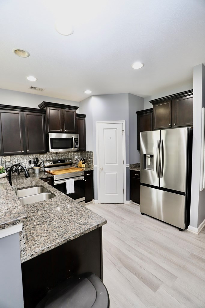 5 Eason Court Columbia, SC 29209 - Photo 14 of 65