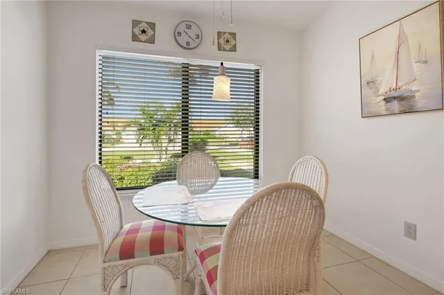 $659,900 | 841 Kings Way, Naples, FL 34104