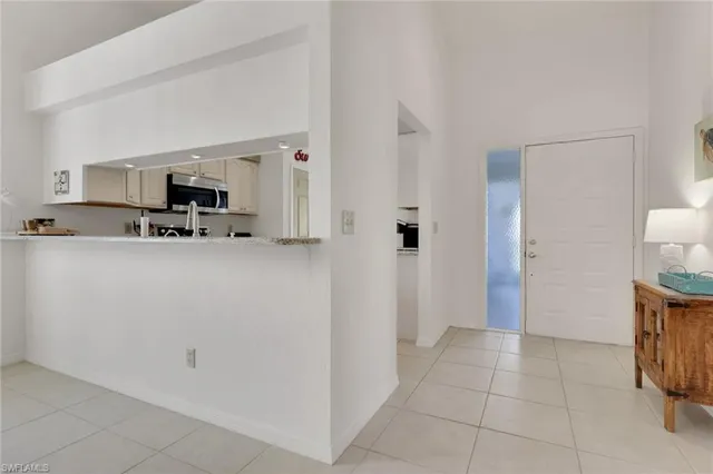 $659,900 | 841 Kings Way, Naples, FL 34104