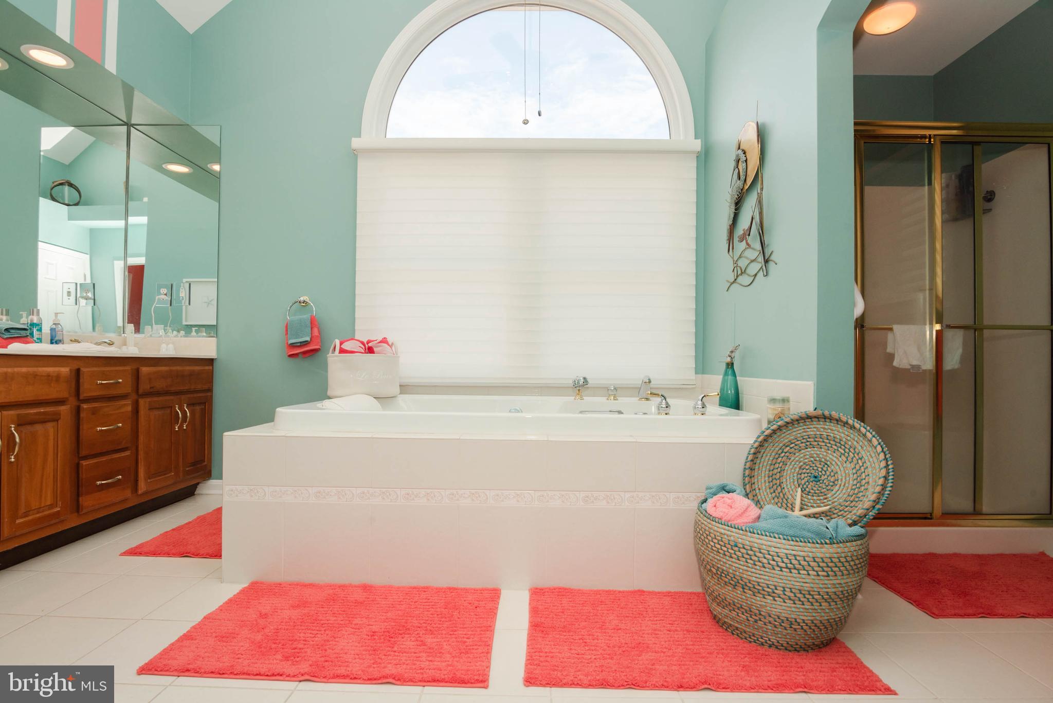 4 Leigh Drive Ocean Pines, MD 21811 - Photo 41 of 99 Primary 1st floor Bath