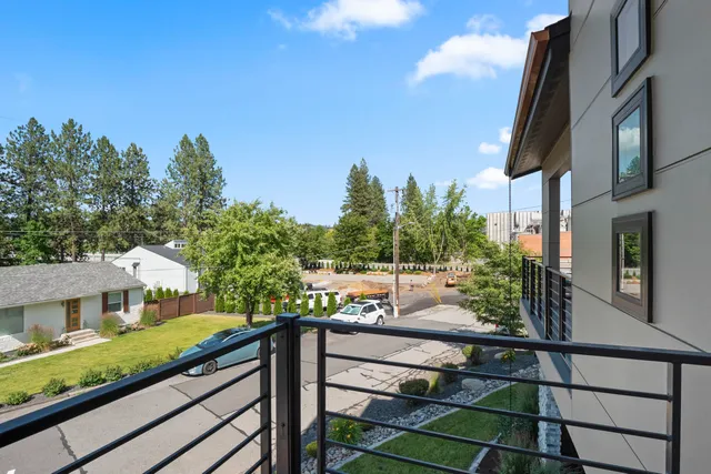 $595,000 | 8928 East S Riverway Avenue, Millwood, WA 99212