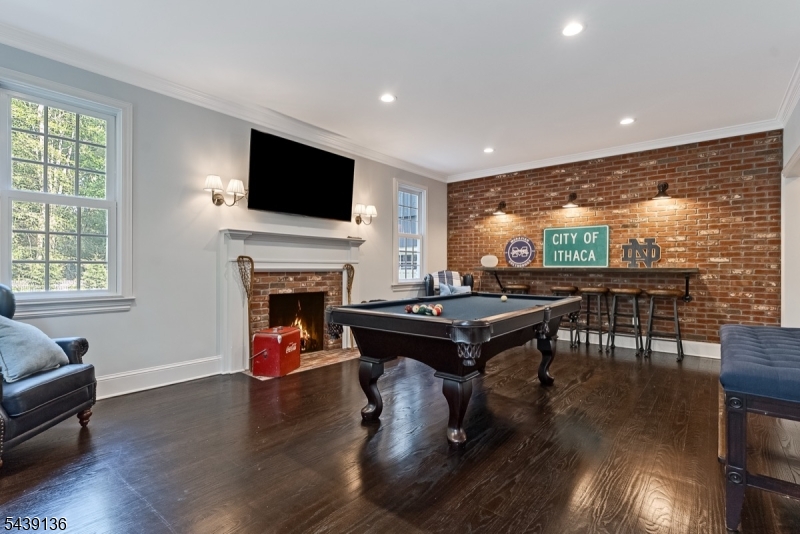 11 Red Oak Row Chester, NJ 07930 - Photo 14 of 50