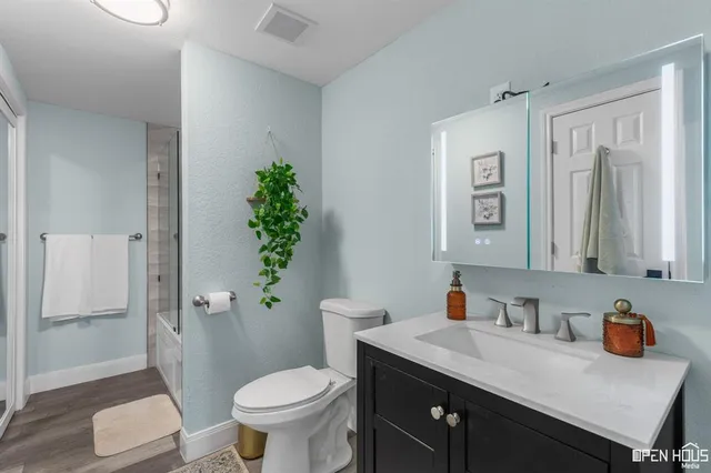 $575,000 | 405 West Gilbert Street, Henrietta, TX 76365