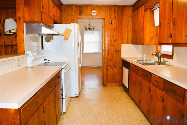 $148,000 | 614 Walker Street, Chase City, VA 23924