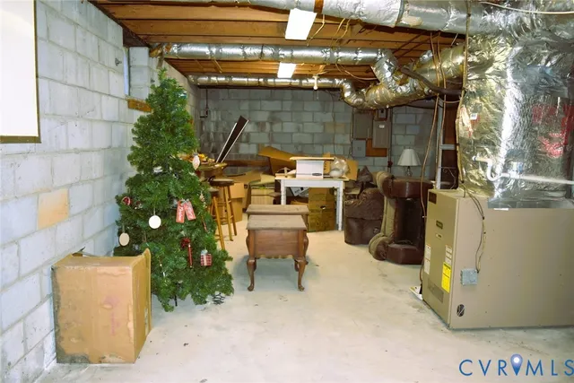 $148,000 | 614 Walker Street, Chase City, VA 23924