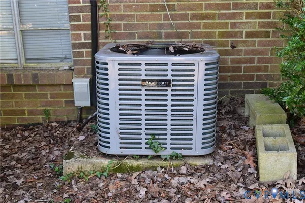 $148,000 | 614 Walker Street, Chase City, VA 23924