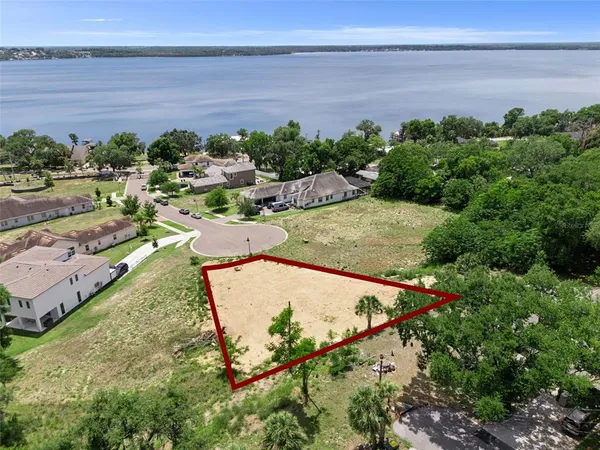$329,000 | 1849 Moorings Court, Clermont, FL 34711